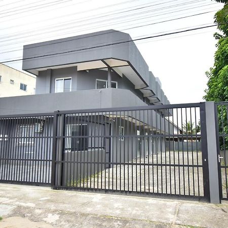 Residencial Melfi 2 Apartamento Com Piscina Bombinhas Exteriör bild